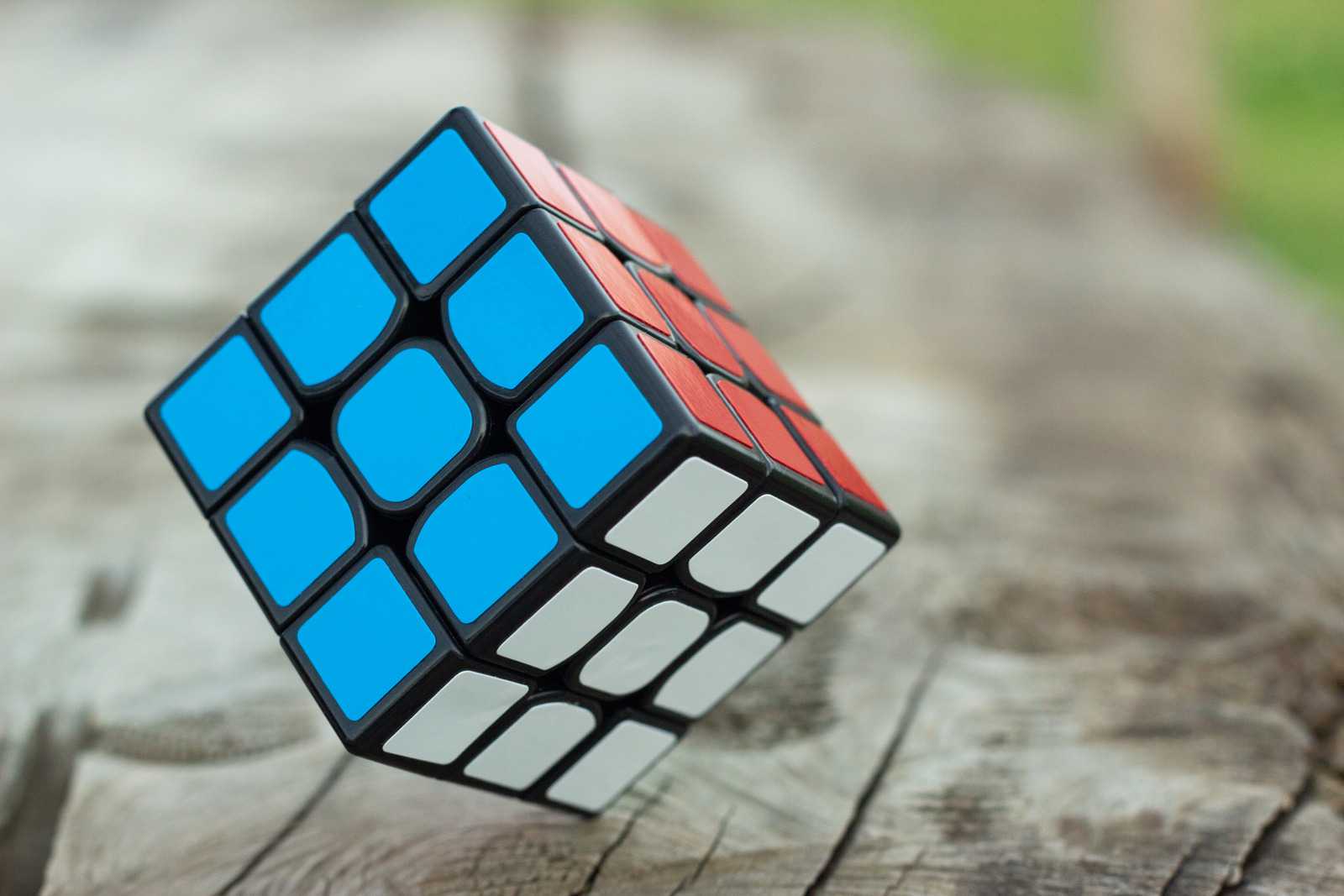 Comparing Different Methods For Solving The Rubik S Cube Gocube